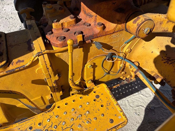 ford-tractor-image-17