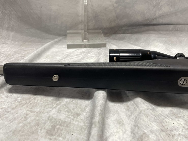 #8067-•-weatherby-mark-v,-300-wby-mag-bolt-action-rifle,-sn:-ss015262,-(neenah,-wi)-image-26