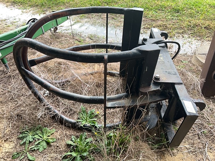 hla-hay-squeezer-image-1