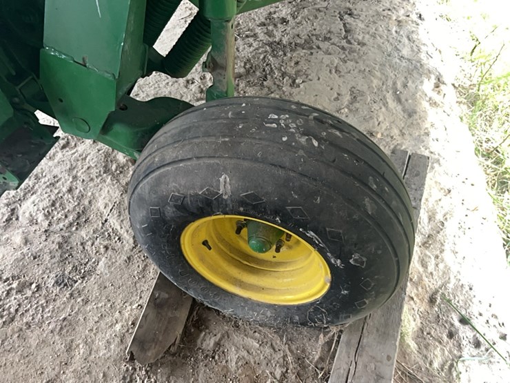 john-deere-946-image-12