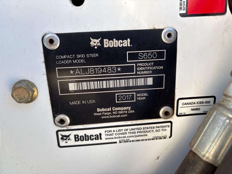 2017-bobcat-s650-image-5