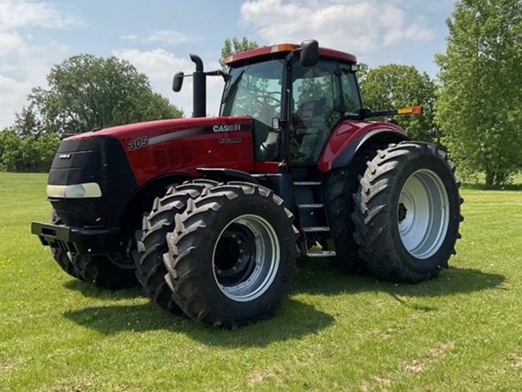 2010-case-ih-magnum-305-image-3