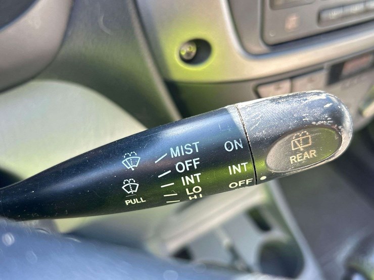 2003-toyota-rav4-image-15