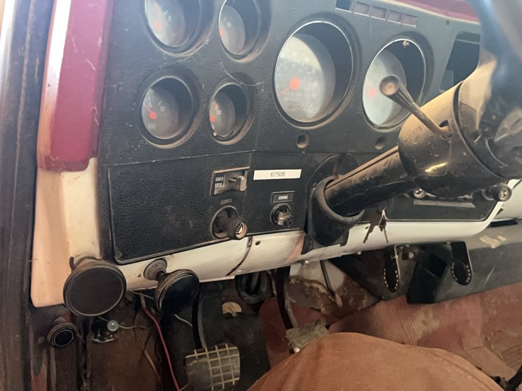 1977-chevrolet-c65-image-11