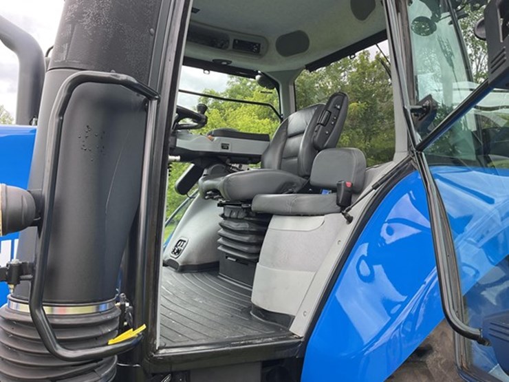 2019-new-holland-t8.410-image-11