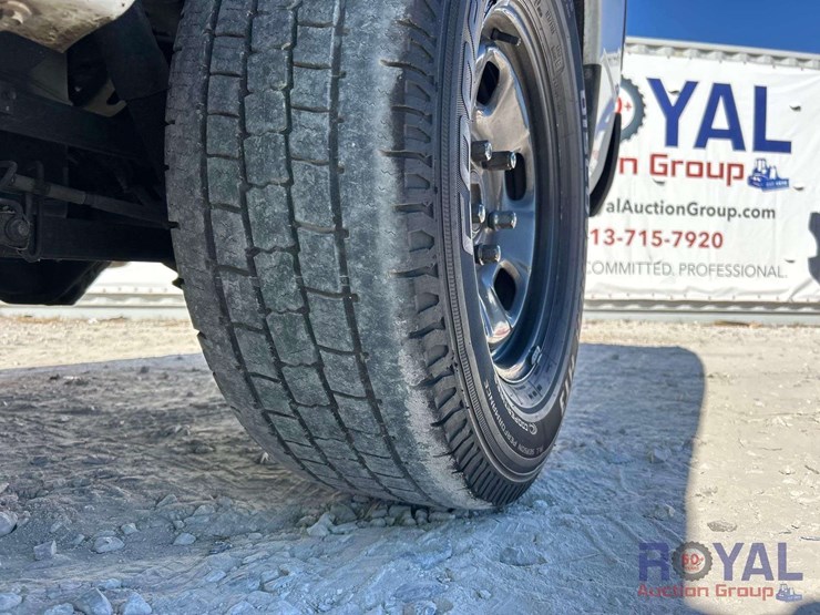 2015-dodge-ram-1500-image-23