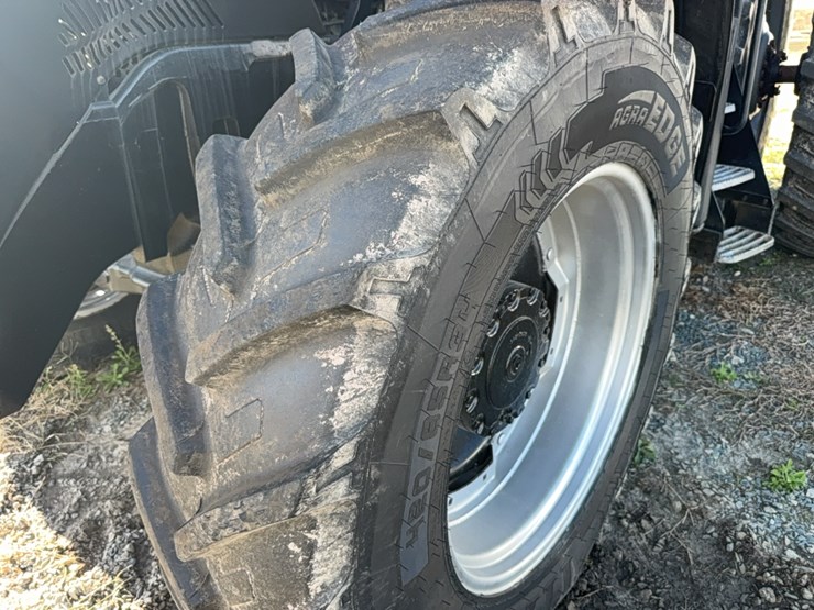 2017-case-ih-magnum-250-image-6