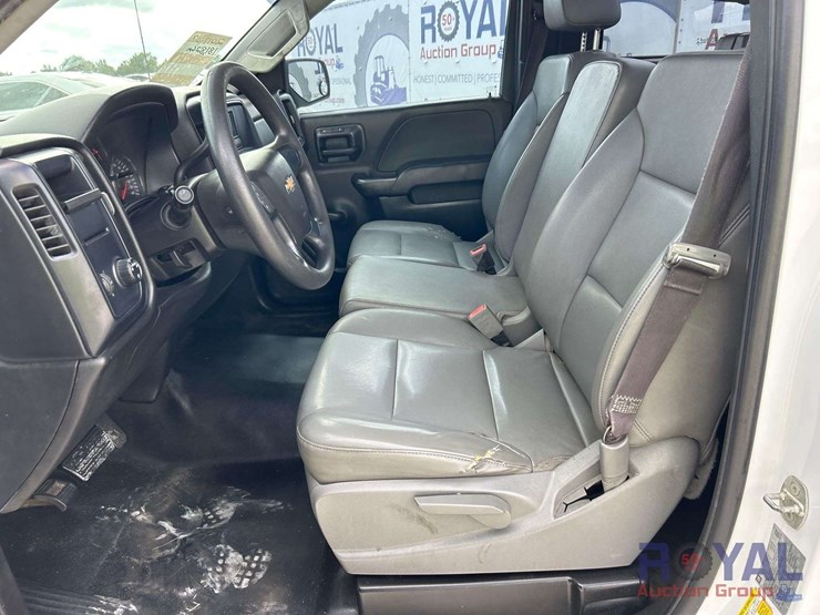 2017-chevrolet-silverado-1500-image-12