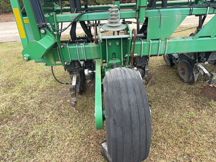 great-plains-2525a-image-36