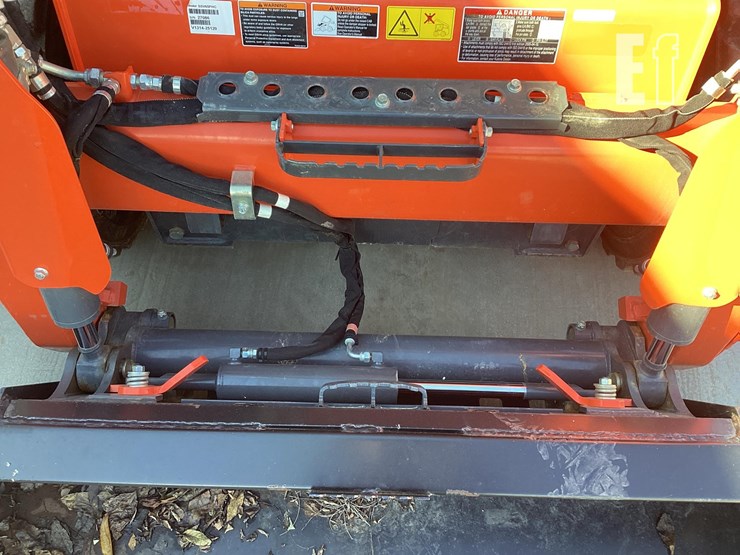 2025-kubota-ssv65-image-10