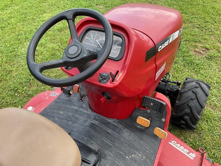 2005-case-ih-dx25e-image-13