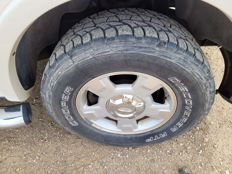 2009-ford-f150-lariat-image-17