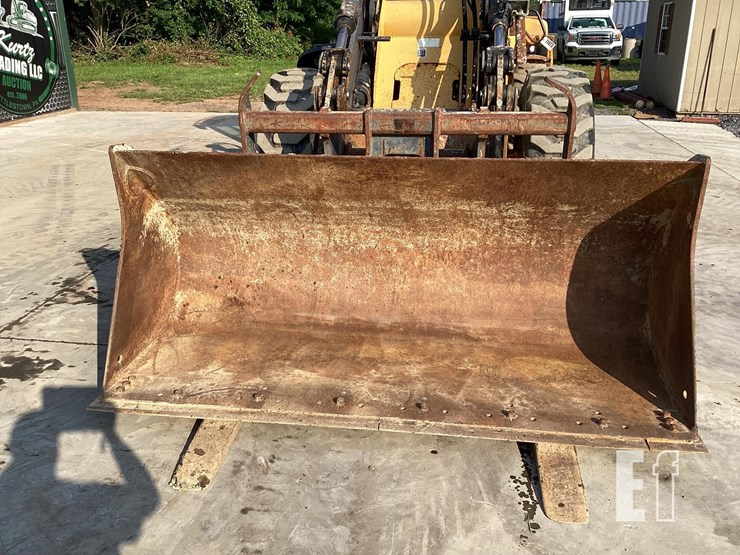 2002-deere-tc44h-image-9