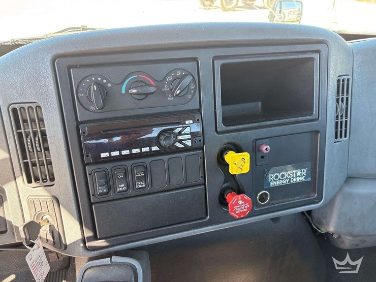 2006-international-durastar-4300-image-22