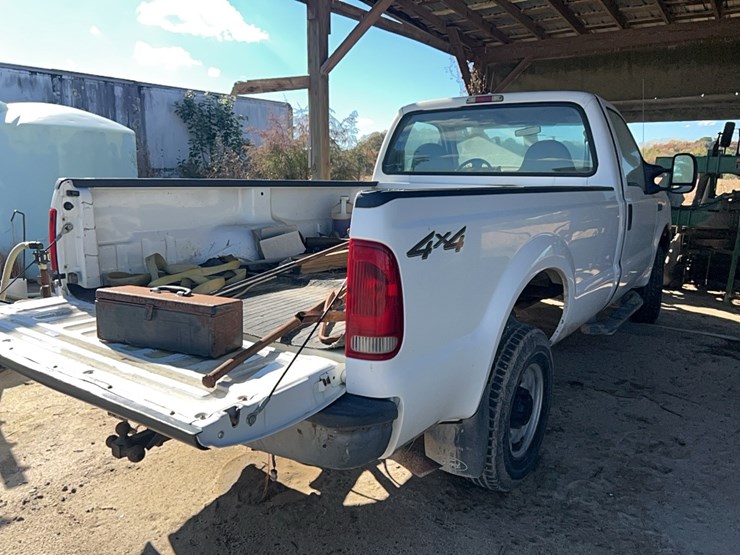 2004-ford-f250-image-5