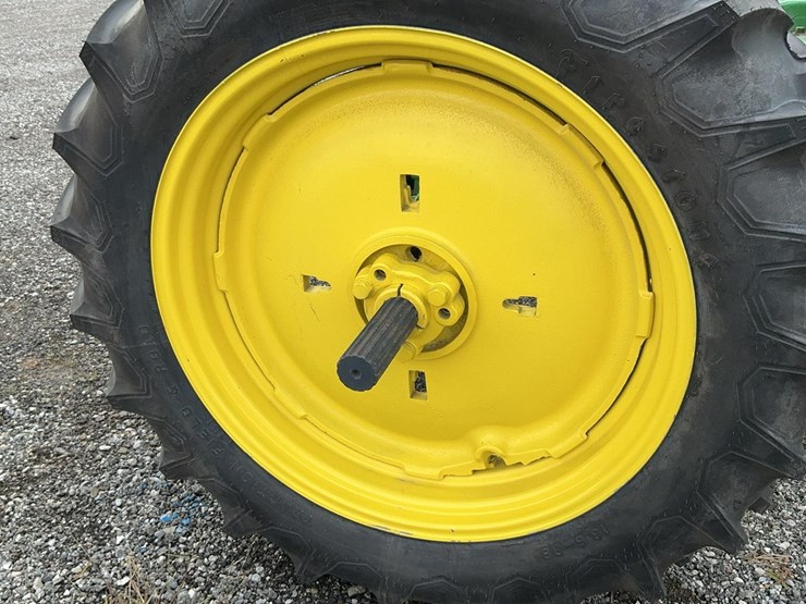 1940-john-deere-model-a-image-26