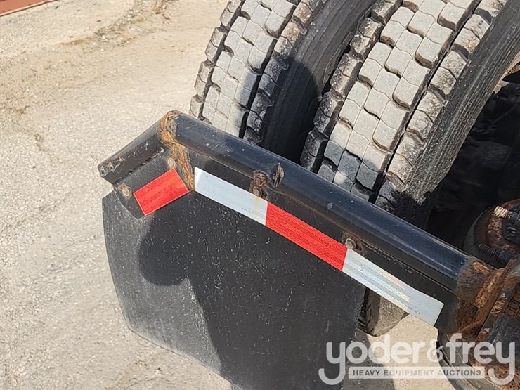 2021-international-rh613-image-18