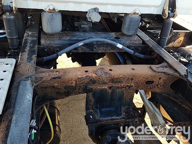 2017-freightliner-cascadia-image-23