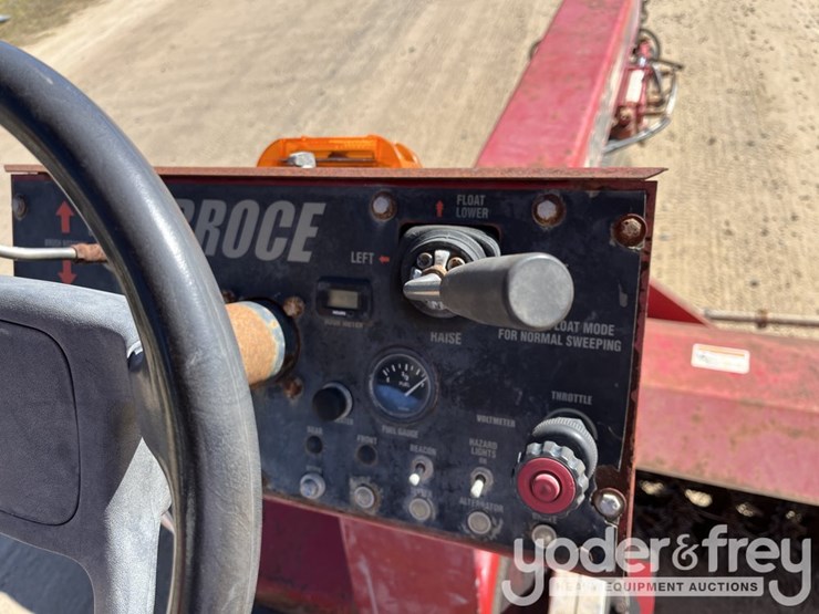 broce-bw260-image-31