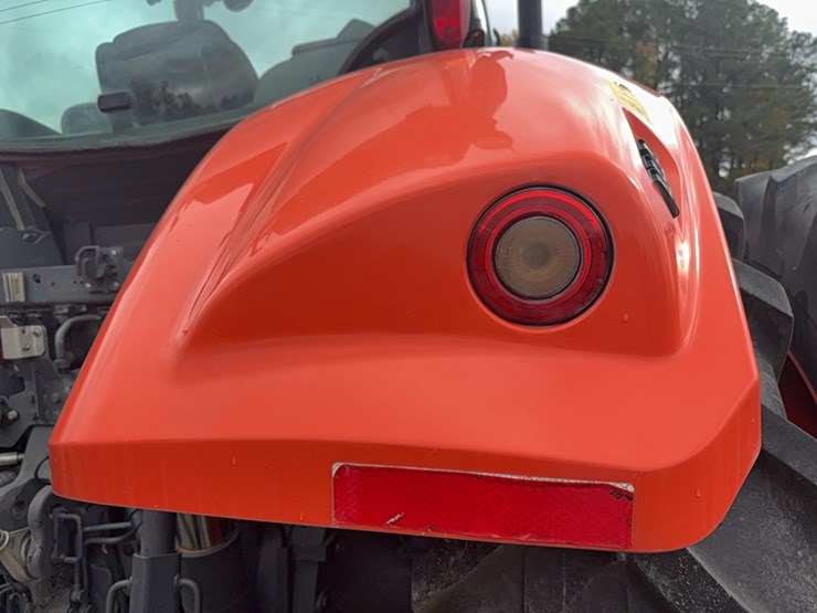 kubota-m7-172-premium-image-28