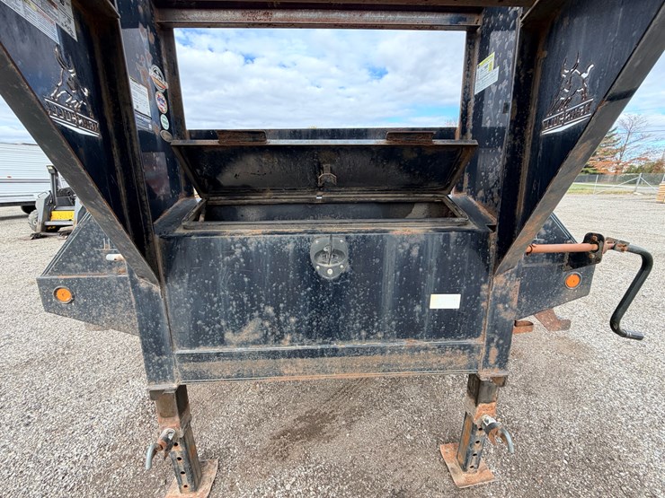 #2152-•-iron-bull-gooseneck-flatbed-trailer-image-27