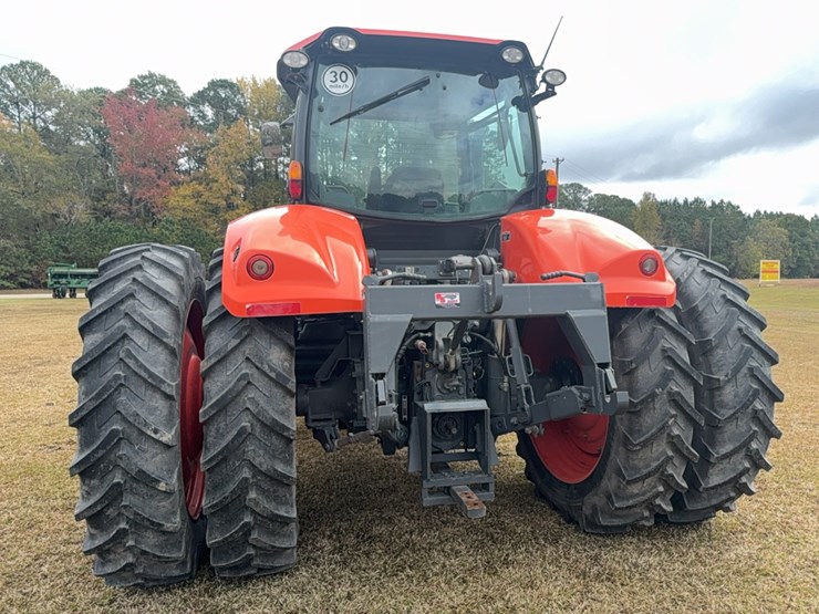kubota-m7-172-premium-image-5