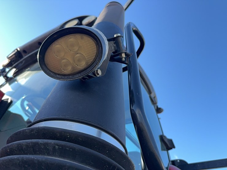 2017-case-ih-magnum-250-image-116