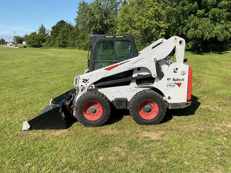 2019-bobcat-s740-image-8