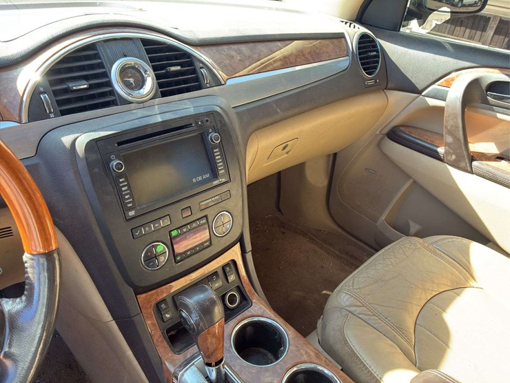 2012-buick-enclave-image-12