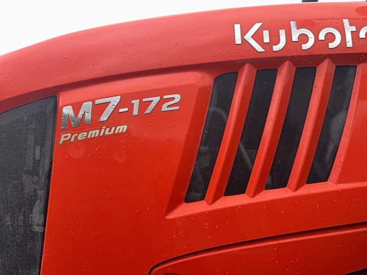kubota-m7-172-premium-image-111