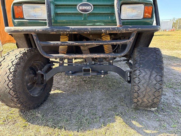 2004-e-z-go-st350-gas-utility-cart-image-18