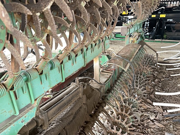 john-deere-8-image-7