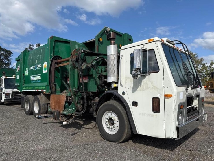 2015-mack-leu633-image-5