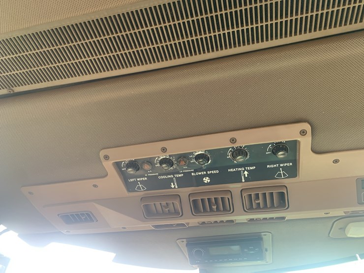 john-deere-4450-image-14