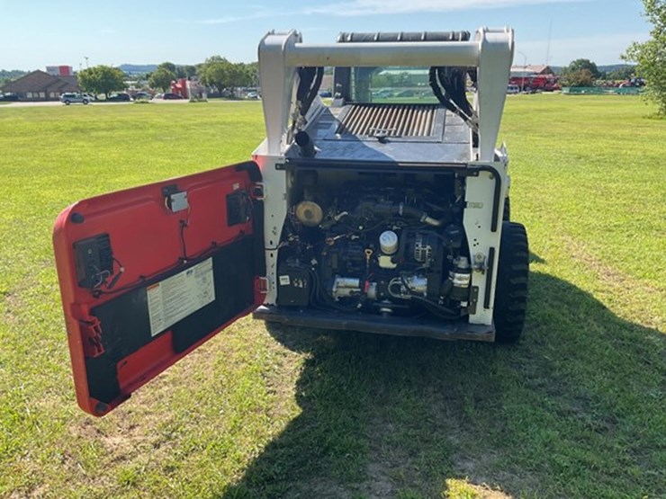 2019-bobcat-s740-image-9