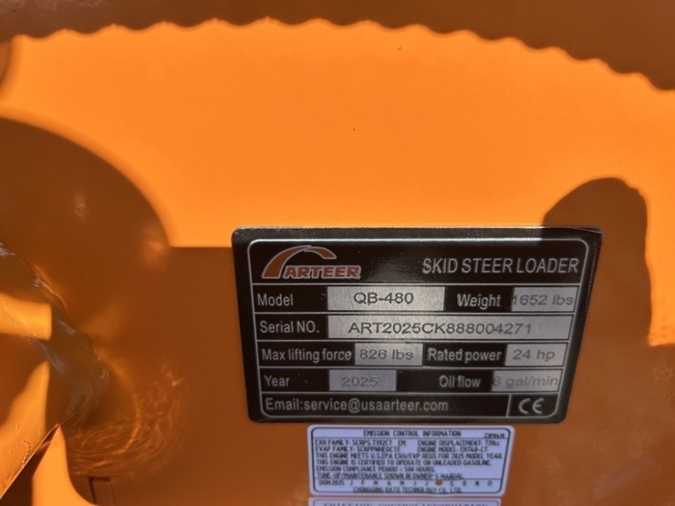 2025-arteer-qb-480-mini-compact-track-loader-image-19