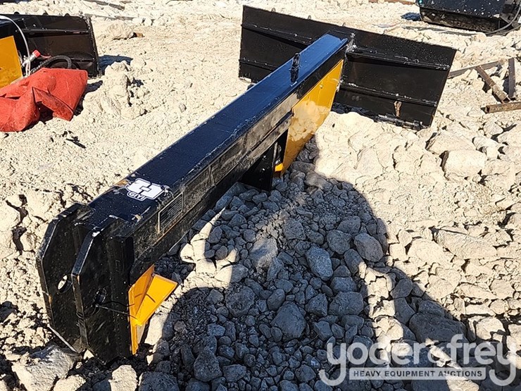 unused-2025-log-splitter-to-suit-mini-skidsteer-image-1