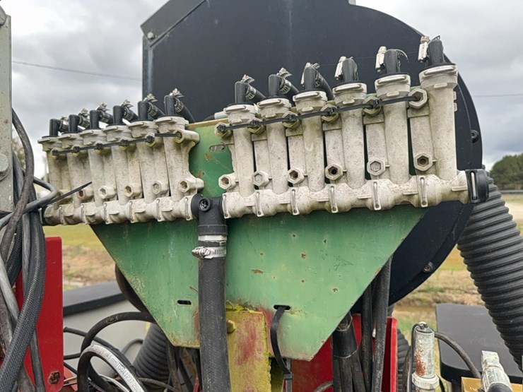 case-ih-1230-image-59