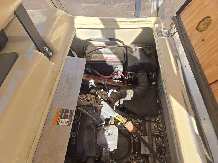 2008-club-car-golf-cart-image-17