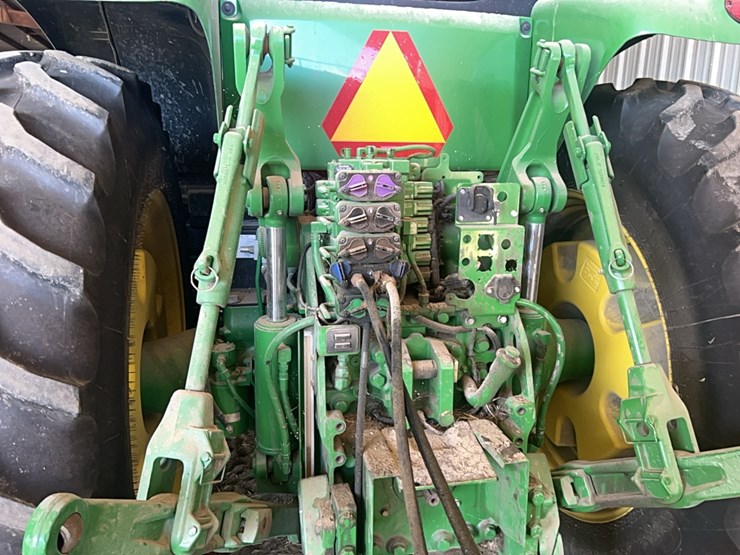 john-deere-7210-image-29