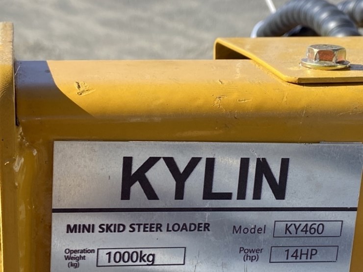 2025-kylin-ky460-compact-track-loader-image-10