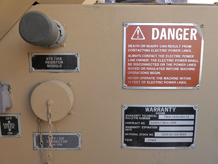 1990-sky-trak-6000m-image-28