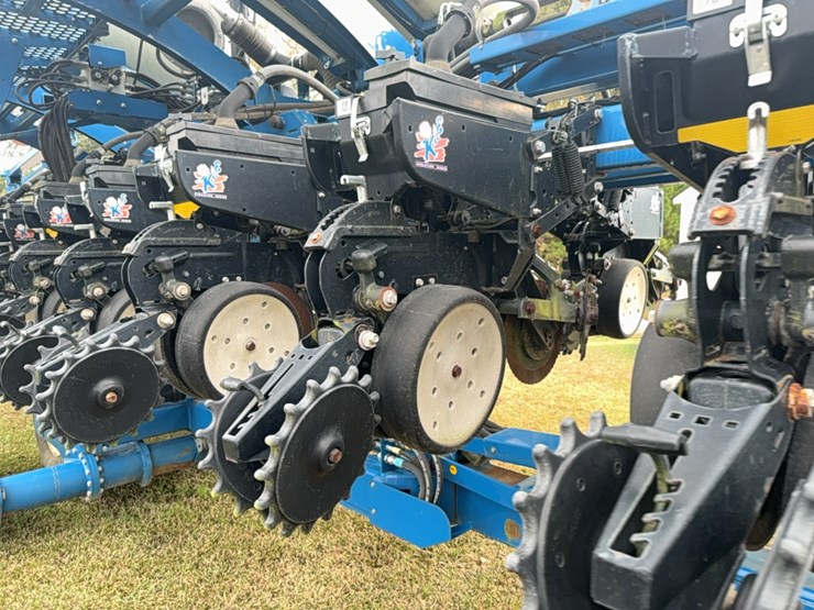 kinze-3660-image-22