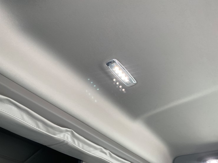 #3822-•-2019-peterbilt-heavy-rotator-truck-(has-mn-title-in-delay,-may-take-6-8-weeks)-image-47