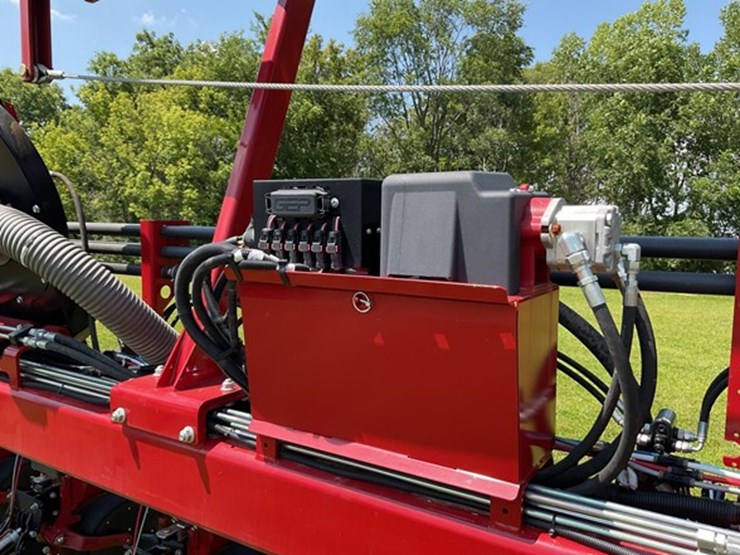 2022-case-ih-2150-image-27