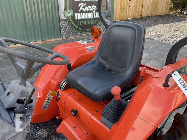 1995-kubota-l2900-image-10