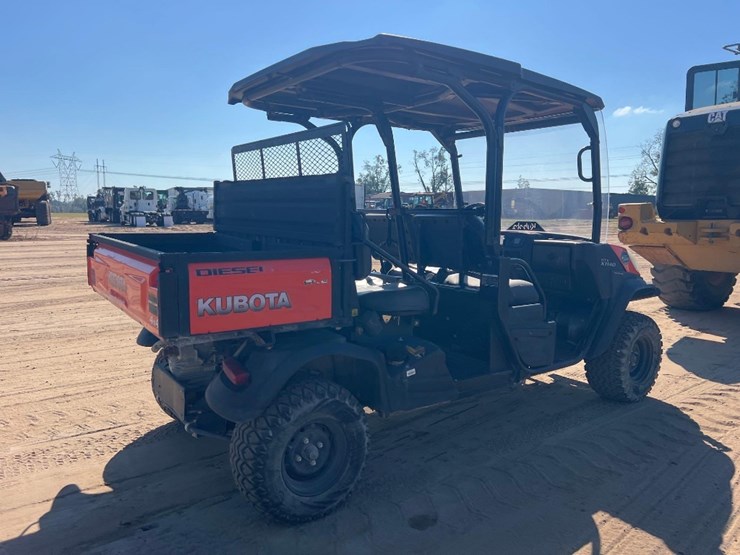 2019-kubota-rtvx1140-image-3