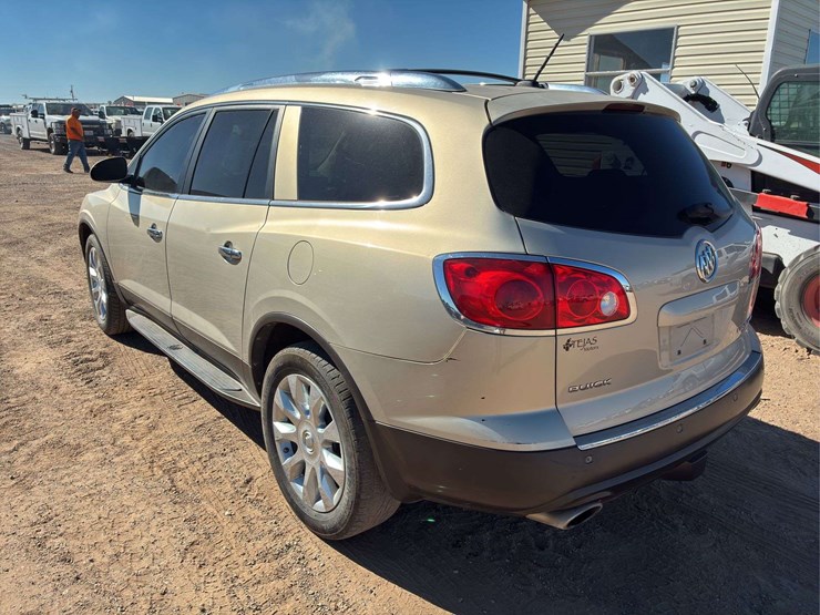 2012-buick-enclave-image-4