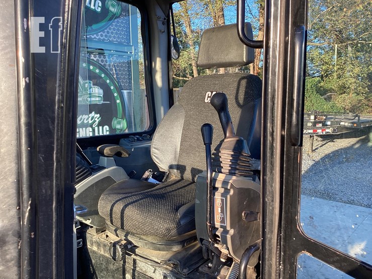 2016-caterpillar-304e2-cr-image-16