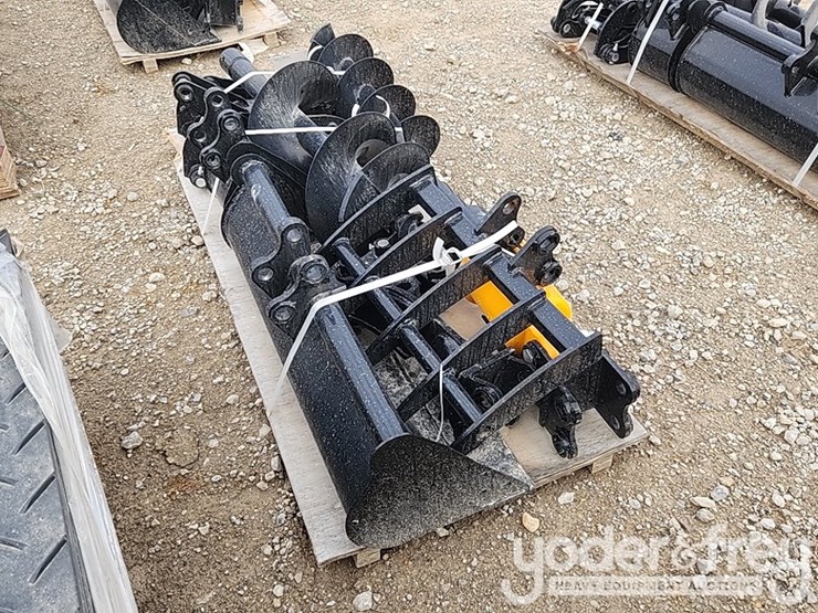 2025-caterpillar-301.8-image-4